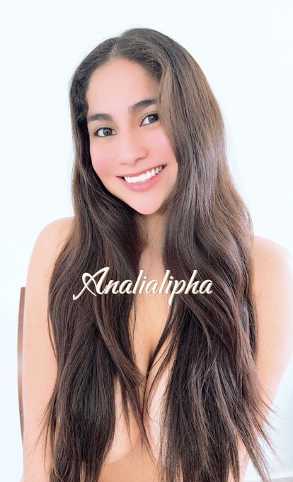 Tu sonrisa me encanta ??

https://t.co/Mp31tWeFwM https://t.co/Fg9IXqURcJ