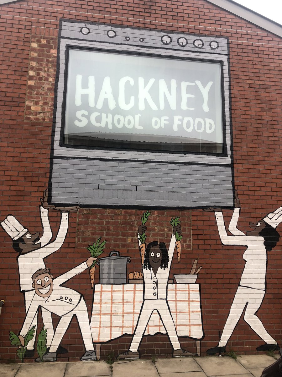 Fantastic neighbourhood forum in #HackneyMarshes at the amazing #HackneySchoolofFood @MandevillePS. Lots of discussion about #healthpriorities with contributions from #CommunityChampions @VCHackney @HackneyCarers and others. Thanks to all for joining! #Neighbourhoods