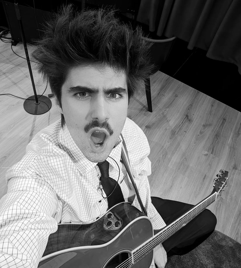 dirtysanchista's tweet photo. ABRIMOS RETO SALVAR MARTIN 🔴 

Por cada LIKE: 1 VOTO 
Por cada RT: 3 VOTOS 
Por cada seguidor nuevo: 5 VOTOS 

Si llegamos a 6K de seguidores sumamos 10 mil VOTOS.

No es necesario dormir, es necesario VOTAR.

#OTDirecto7F #salvarmartin https://t.co/HnLPgPolhQ