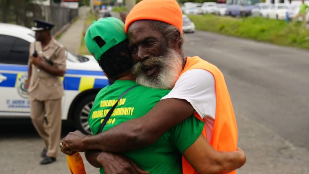 duttylaborite's tweet image. THIS IS THE 🇯🇲 I AM USE TO NOT A 🇯🇲 WHERE A OPPOSITION LEADER GOING TELL U #GETWICKED PON DEM @MarkJGolding BET U NO LOVE THIS NO JAMAICAN  SHOULD FIGHT AND WAR OVER POLITICS NO ONE SHOULD LOOSE THEIR LIFE OVER POLITCS ITS ALL A MATTER OF OPINION U LOVE RICE I LOVE GREEN BANANA