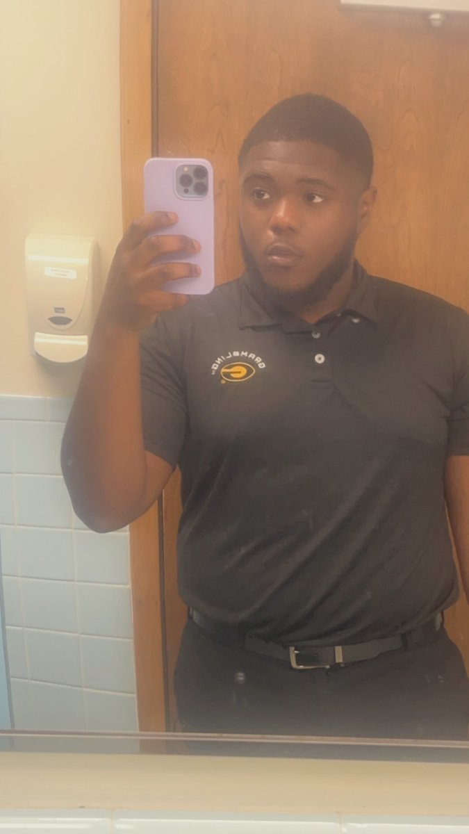 Kobesutton2's tweet photo. Haven’t posted in forever 👋🏿👋🏿 https://t.co/wkCw3u1bZs