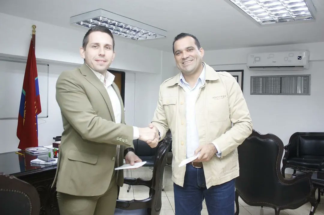 Alexander Suárez PSUV tweet media