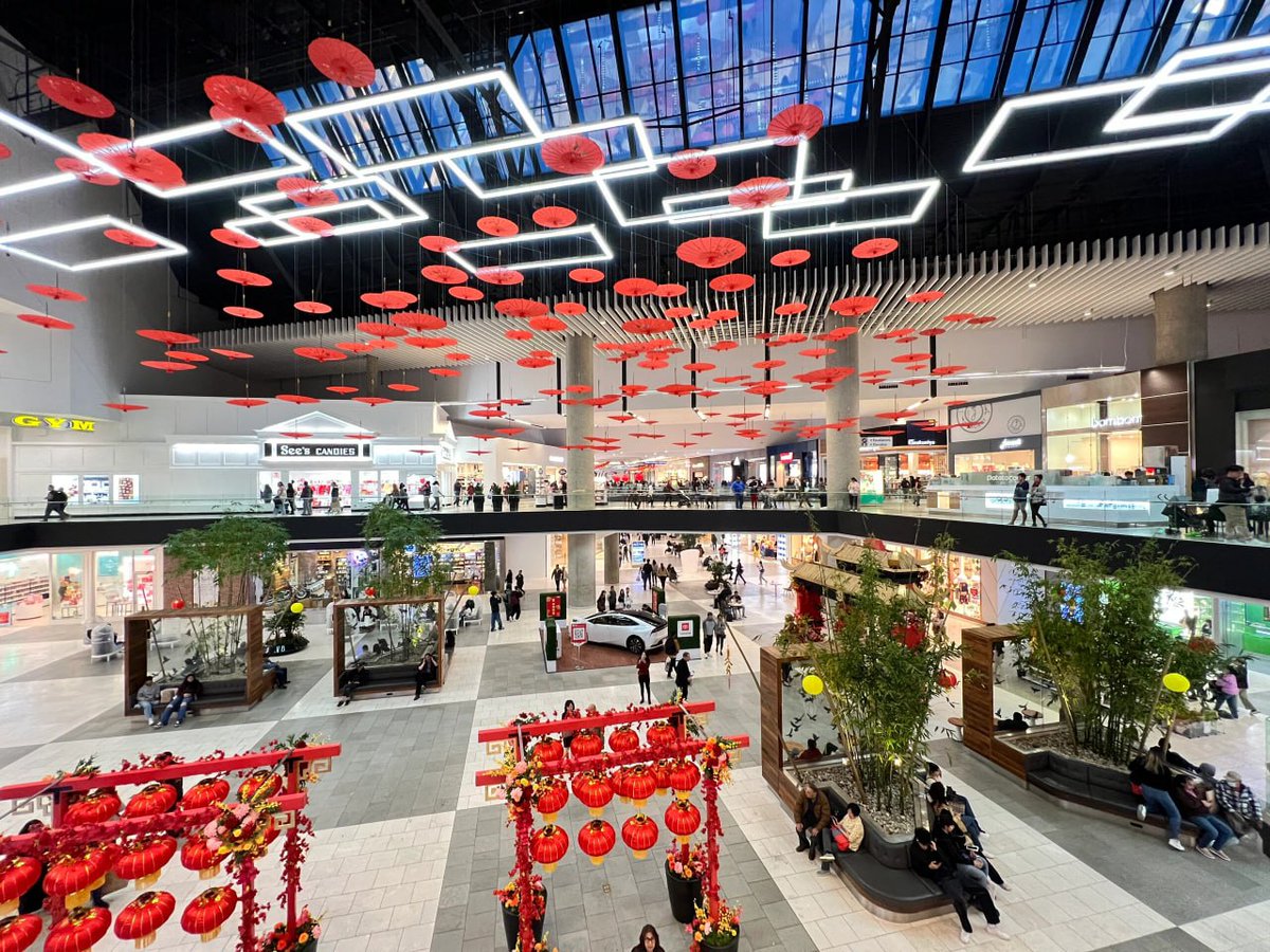 Keysahoki's tweet image. So colorful. Wishing for everyone will have great time with Chinese new year 😊📷📷