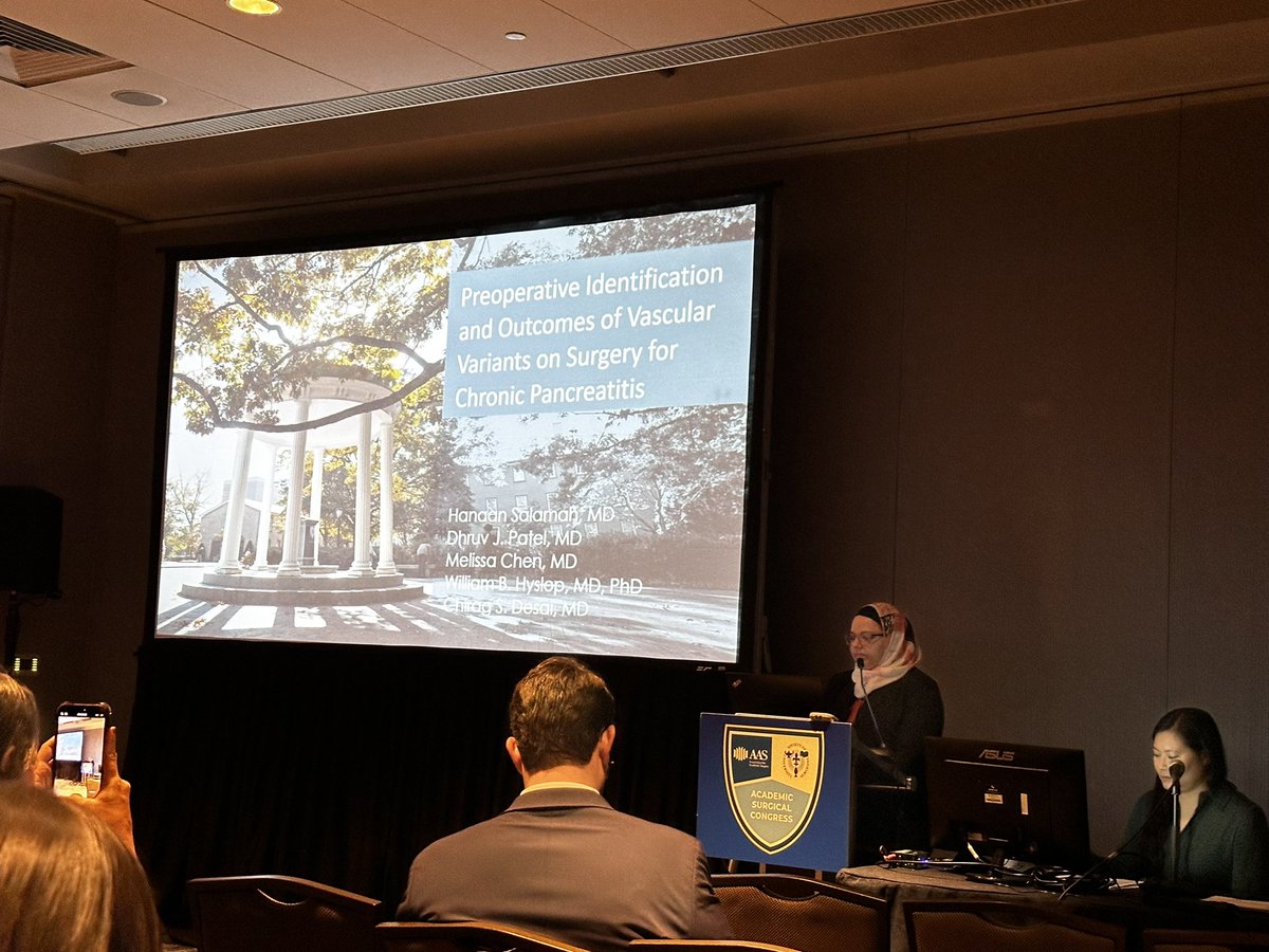 Amazing work by @UNCSurgery residents, Chase Cox & Hanaan Salamah, presenting on patient education for QOL outcomes and vascular anatomical variants in complex pancreatic resections, respectively. Congratulations, team!!! 🩵🐏 #ASC2024 @AcademicSurgery