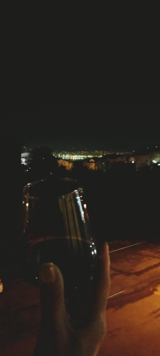 Wine time baby 🍷👽 #winenight #iyigeceler 😎