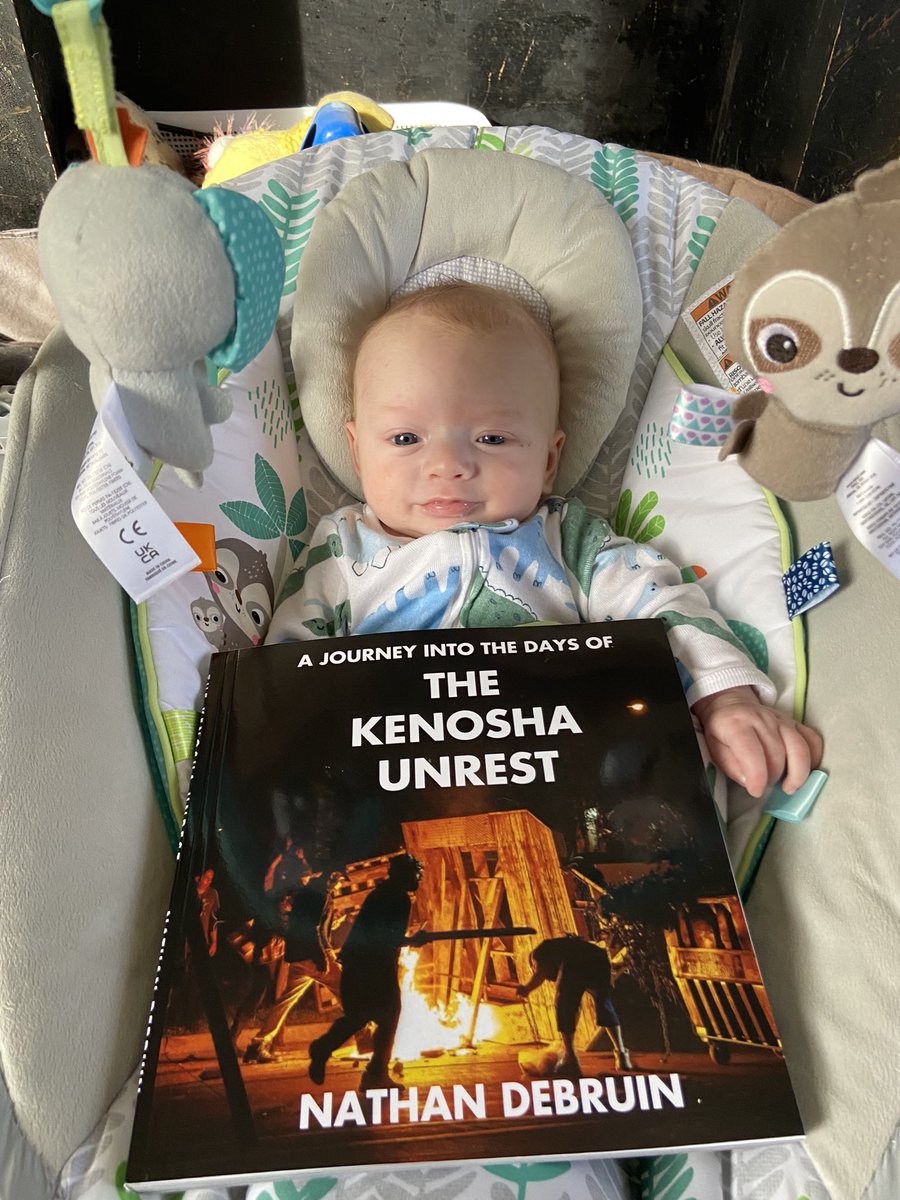 ConservativeGG3's tweet photo. Connor and I just want to tell y’all to support our friend, Nate! 😃🇺🇸📖📸❤️

These are pictures he personally took during the Kenosha unrests, many were not shown during the Rittenhouse trial! 

#Book #PhotoChad #KyleRittenhouse @photosbynated https://t.co/JCzza2fvsW
