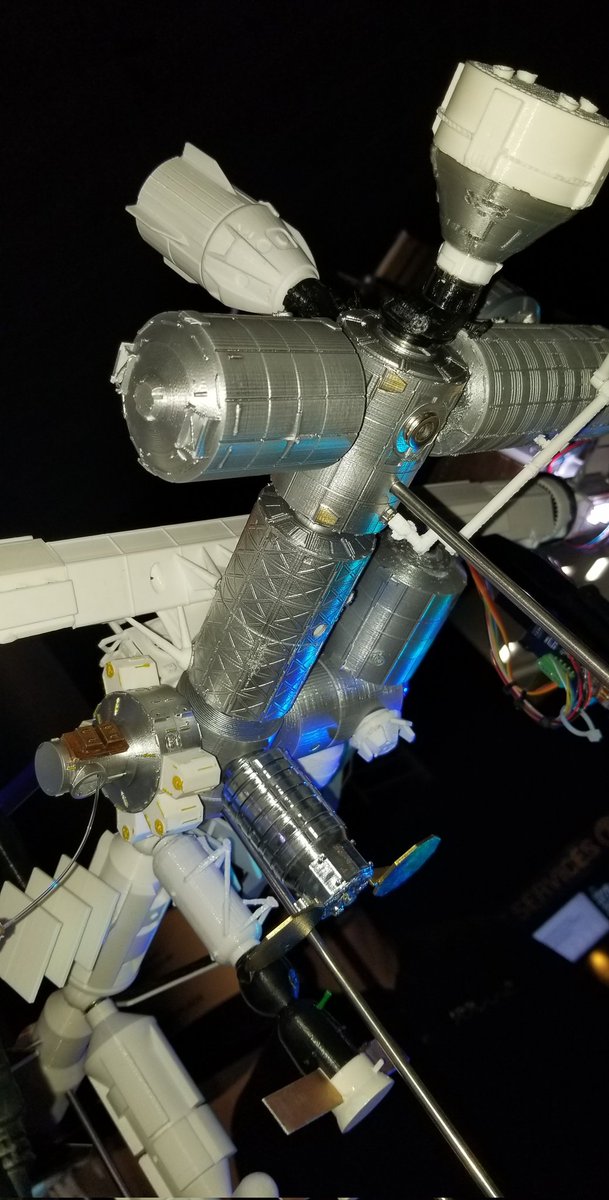 ISS_Mimic's tweet image. Come see ISS Mimic in the Food Lab at @SpaceCenterHou. ISS Mimic is a hand made 1/100th articulating model of the ISS that runs on live data from the actual space station.  Mostly 3D printed, sll open source, build one for your school with your students! #STEM #SEEC2024 #RaspPi