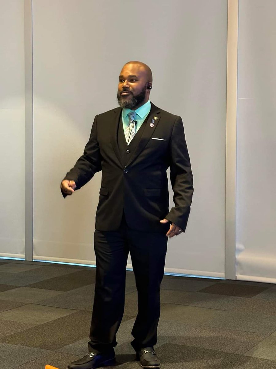SFA_SonicBoom's tweet photo. Today was a great experience. I hunger for greatness @HisdAcademics @AustinMustangs @Principal_Reyna @MustangMagnet https://t.co/JQ7EjnVGa2
