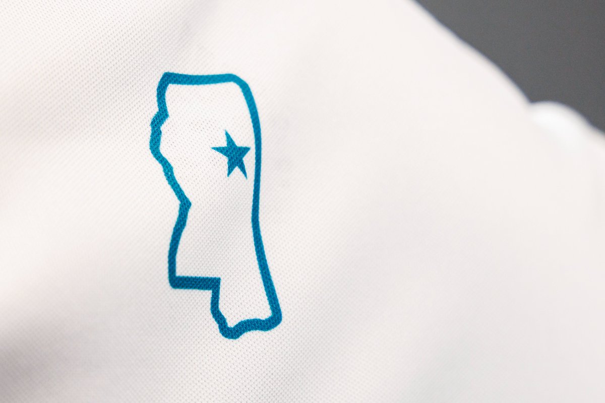 HailStateSB's tweet photo. Touches of teal 💙

Teal returns to Nusz Park on Friday as we remember that #NoOneFightsAlone🦋

#HailState🐶 https://t.co/iGdnXZiH9s