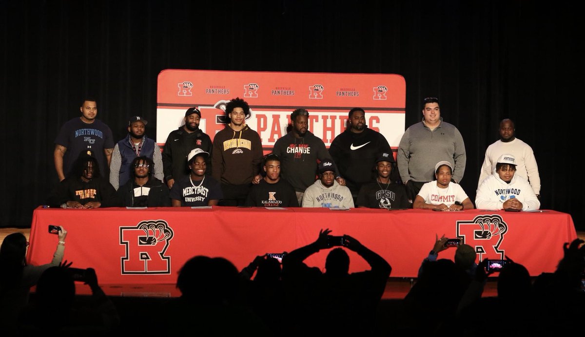 Roseville Football tweet media