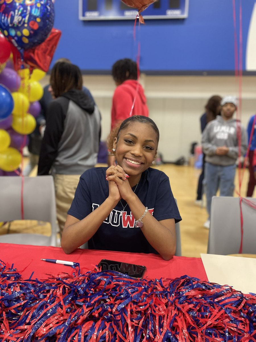 lamartexansgbb's tweet photo. Congratulations Khouri, on your commitment to further your education and play basketball at the next level! Louisburg College is getting a gem! We’re so proud of you! Go and be great! 💙❤️

@HISDAthletics 
@louwbb https://t.co/dKTun15dET