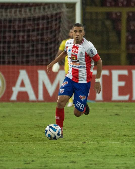 📌JORGE PÁEZ [MED – 9] Sus 7 goles en el torneo pasado representaron la cifra más alta para un mediocampista que sumados a 3 asistencias redondearon la mejor temporada de su carrera. Ahora sin “Pulga” Gómez su responsabilidad será mayor como líder del mediocampo académico.