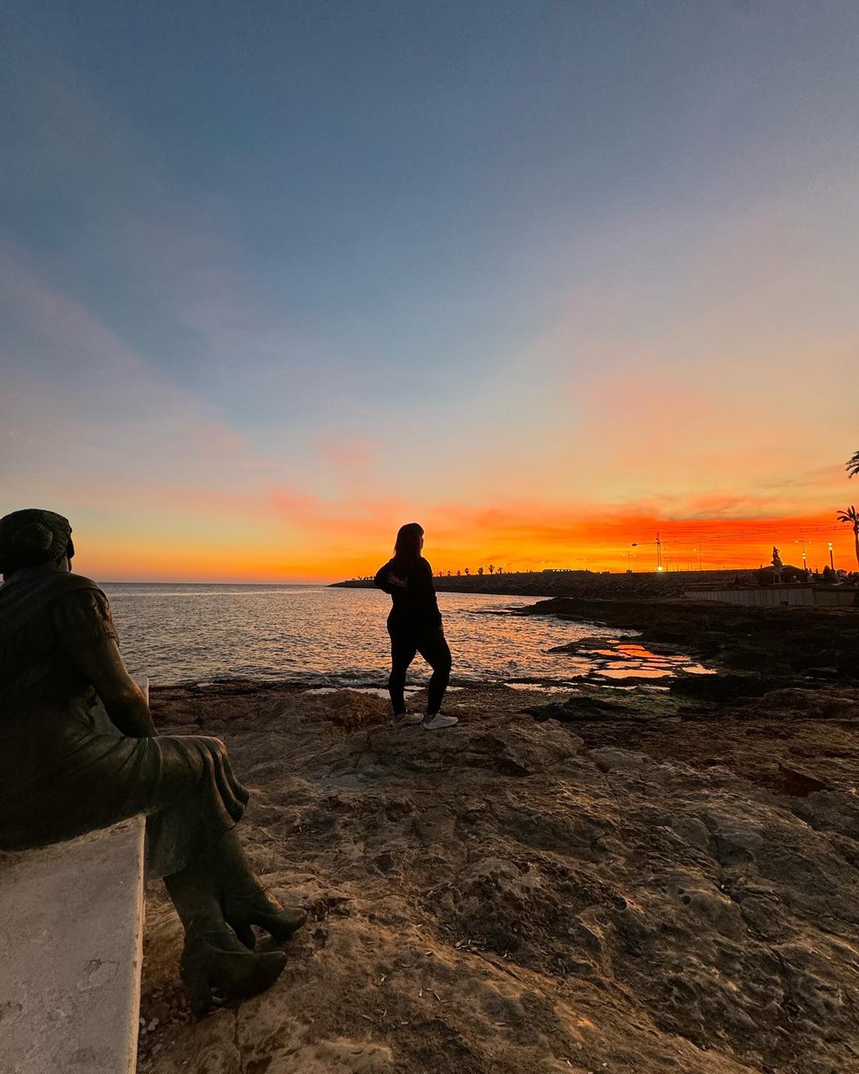 Shaniormiston's tweet photo. Recargando batería 🌴❤️ #torrevieja
#torreviejaturismo #atardecer #atardeceresmagicos #costablanca #costablancaorg #playa #mar #paseo #desconexion #holiday #vacation #labellalola https://t.co/tfZA8RHvQw