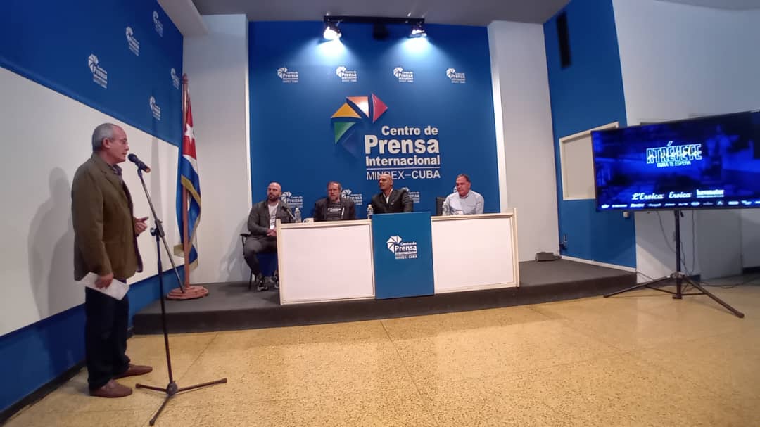 MinrexCpi's tweet photo. #ConferenciaDePrensa en @MinrexCpi sobre evento italiano #LEroica, que tiene su sede en #Cuba este año. Asistió presidente Comité Organizador, Giancarlo Brocci. Promueve la bicicleta de carretera categoría ciclo deportiva y cicloturista de estilo.
@RebecaHdezT
@AntonioPubillo1 https://t.co/Qw3pn4ajL1