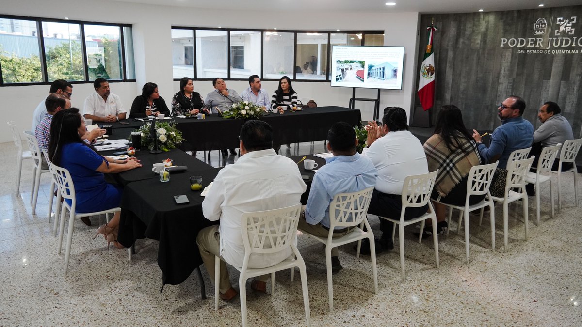 PODER JUDICIAL TRABAJA DE FORMA CERCANA Y COORDINADA CON LAS BARRAS Y COLEGIOS DE ABOGADOS EN EL ESTADO.

Nota completa: facebook.com/PJEQuintanaRoo…