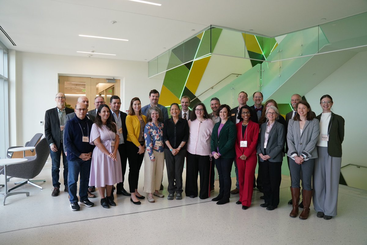 Climate Adaptation Science Centers put a regional spotlight on the unique climate threats communities face. I was grateful to visit with scientists at our Southeast CASC alongside @USGS Director Dave Applegate to discuss their work and vision for our shared future.