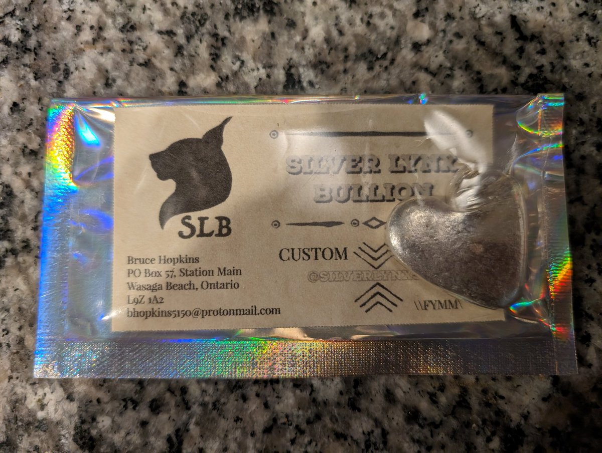 MAGAnon's tweet photo. Very big thank you to @SilverLynx5150 , I received my heart win today and it is PURTY!!!
#silver #silversqueeze #silverpour https://t.co/ClUHaKXDKj