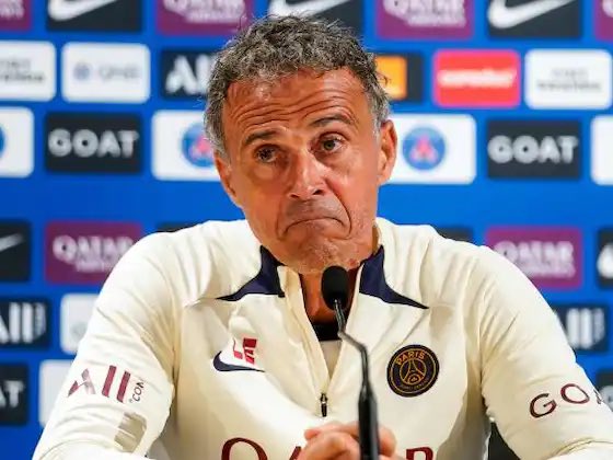 AchilleA1's tweet image. Le calendrier très chargé du #PSG au mois de Février : 

▫️#LOSC 🇫🇷🏠
▫️#RealSociedad 🇪🇸🏠
▫️#FCNantes 🇫🇷✈️
▫️#Rennes 🇫🇷 🏠
▫️#OGCNice 🇫🇷🏠 

Les rencontres ont lieu entre 10 Février et le 28 Février.