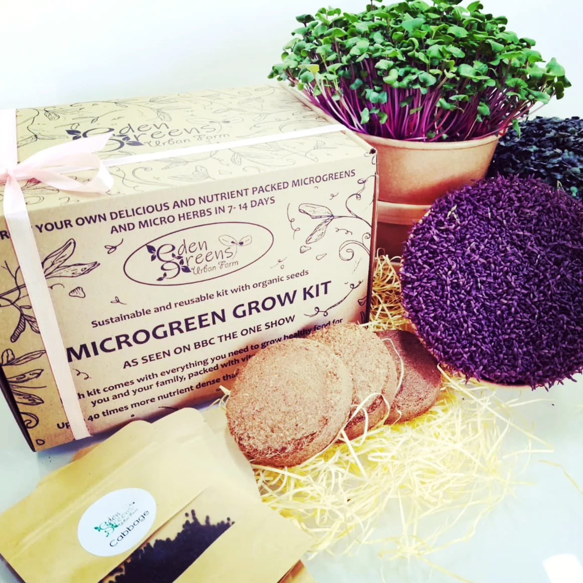 RipleyFarmersM's tweet image. So much choice from stalls making special produce or offers to buy for your Valentine on Sat!! 
Shortbread bundle @newforestshort, free sleep eye mask when you buy @SleepToniq, Ike &amp;amp; Gabe special candle gifts, Kokoh chocolates boxes &amp;amp; @GreensEden Microgreens kits