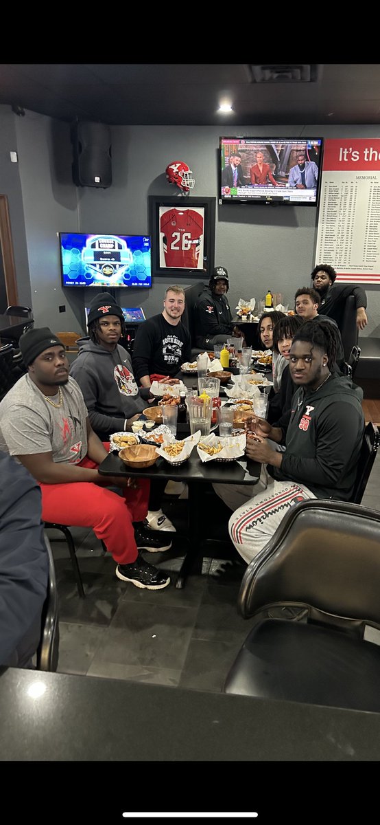 Hunter Allen tweet media