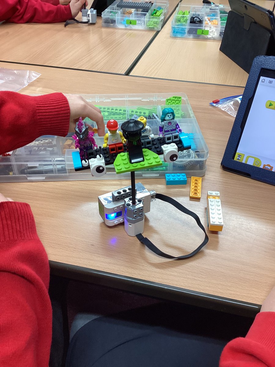 Y5 enjoyed a STEM day last week - using lego to facilitate this. There was some fabulous work throughout the day. Well done everyone.