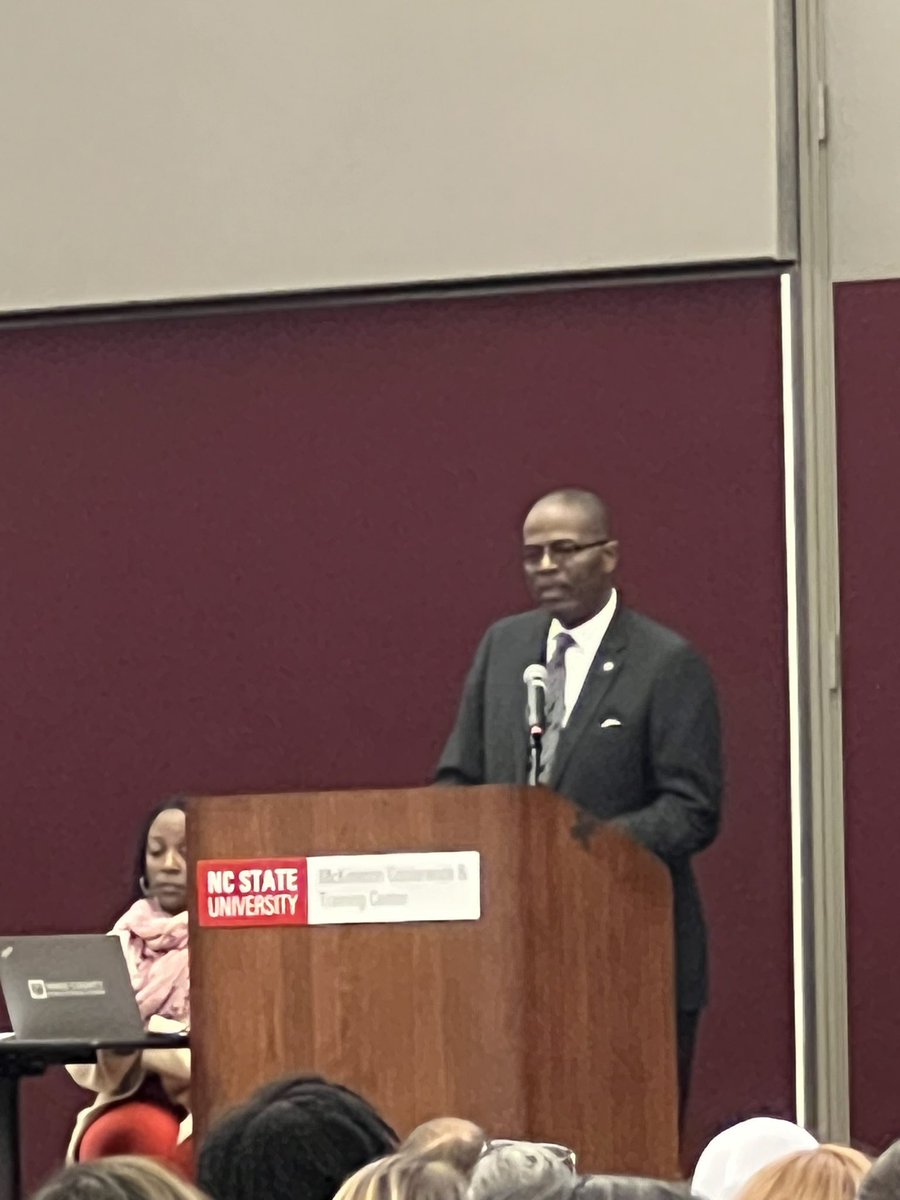 Laura Privette tweet media