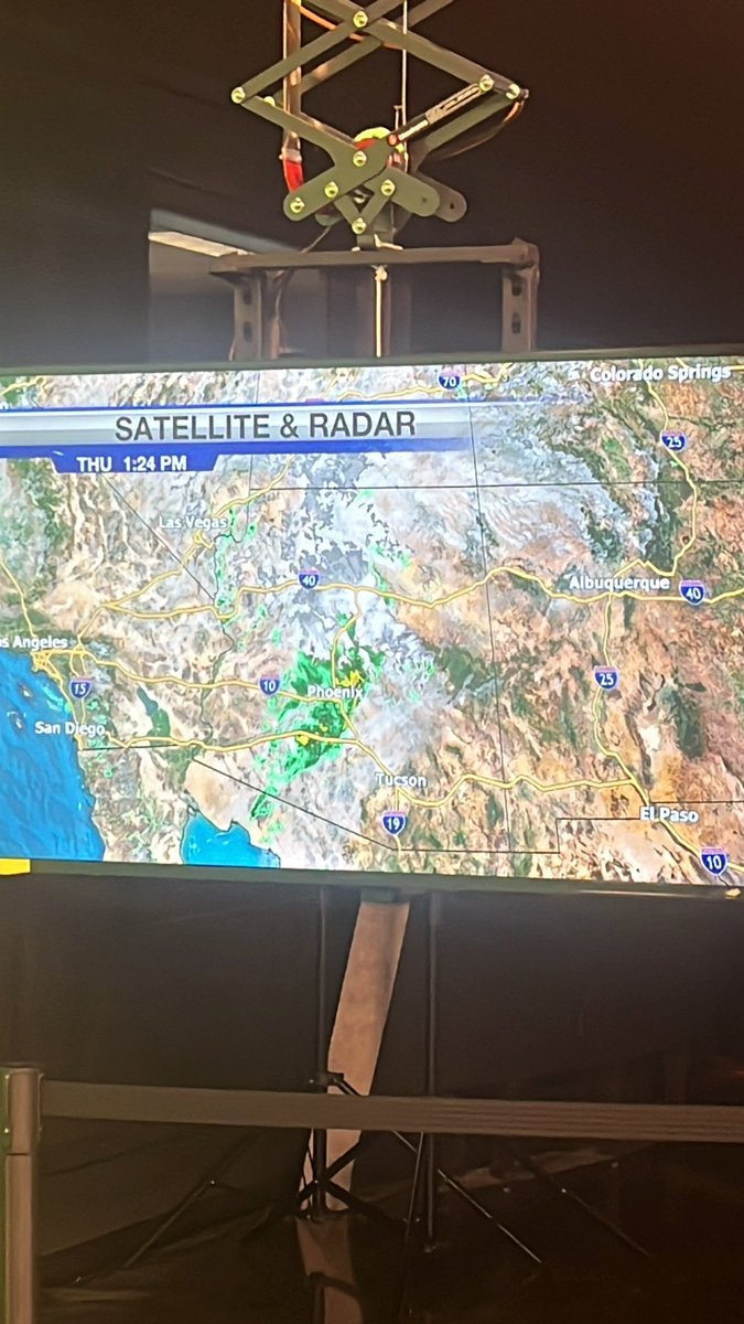 donovan_growney's tweet photo. Sneak peek at our weather broadcast for today. Stay tuned! @cronkitenews https://t.co/7yz1jL84vy
