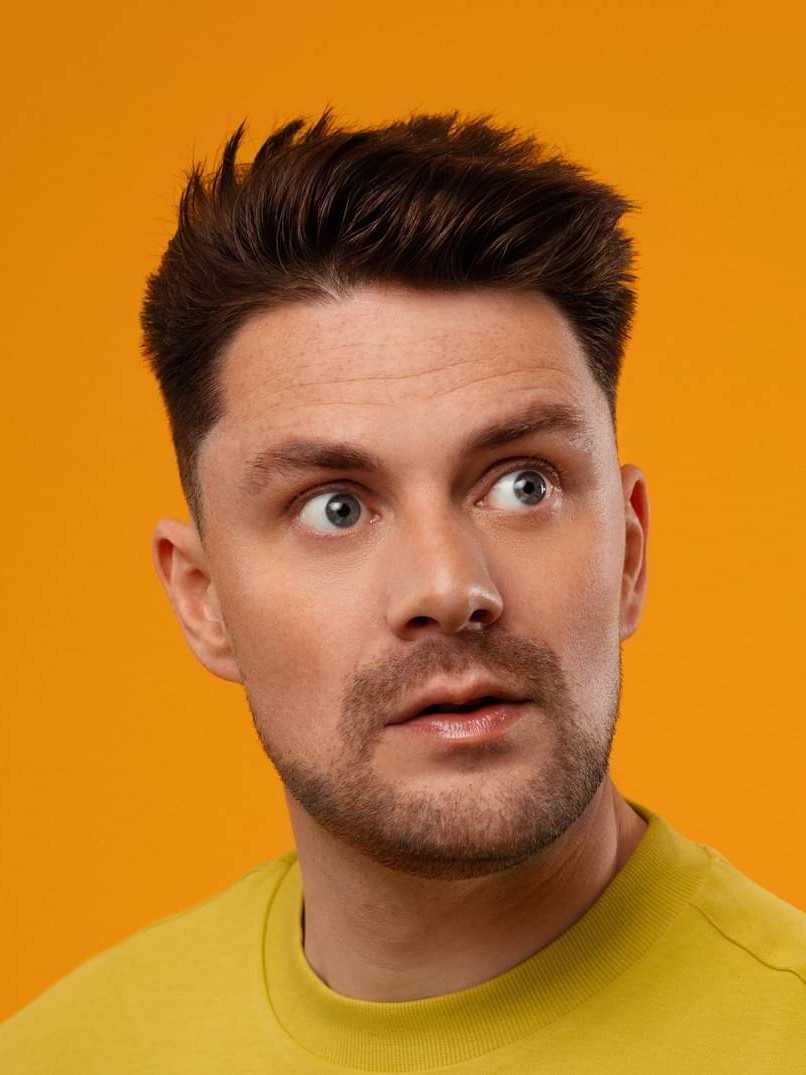 1025Clyde1's tweet photo. 🎭🎙️ Former Scottish Comedian of the Year Award winner and @somelaughpod host, @MarcJennings90 joins @callumstweets on the show after 9pm 🕘
📢 And we've got some big news on the #SomeLaugh live show for @GlasgowComedy at @GlasgowPavilion on 31st March 👀 https://t.co/h6fiSlHYop