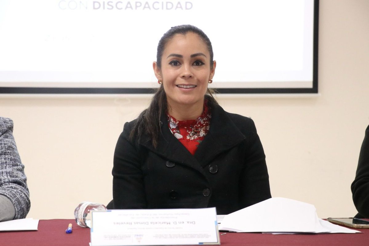 CDHEZ_oficial tweet media