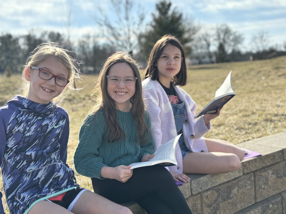 Amanda Roades tweet media