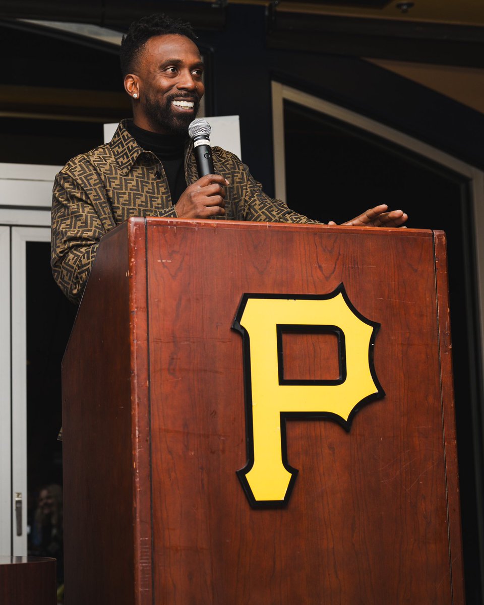 Pirates's tweet photo. For his love and devotion to the city.

Andrew McCutchen has been named the 2023 Pittsburgher of the Year. 💛 https://t.co/Uq6vquhgUg