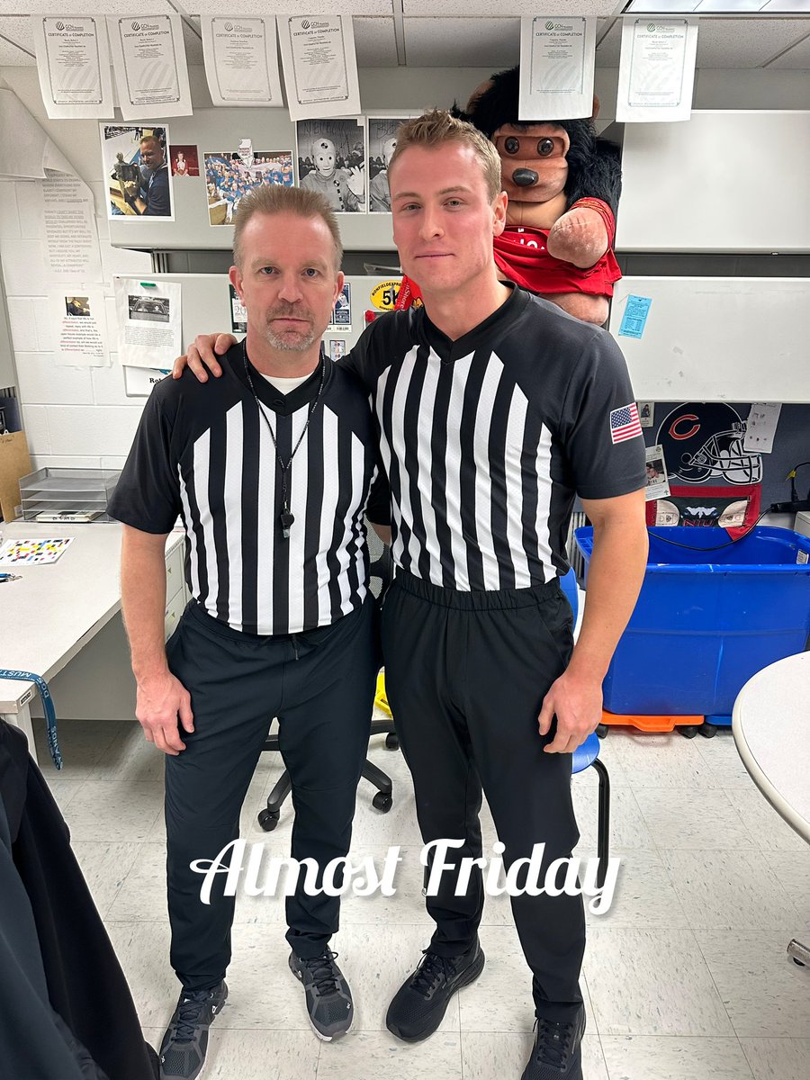 dgs_pe's tweet photo. #AlmostFriday, PE is feeling it this week! #dgspride https://t.co/6Fcjm71YfE