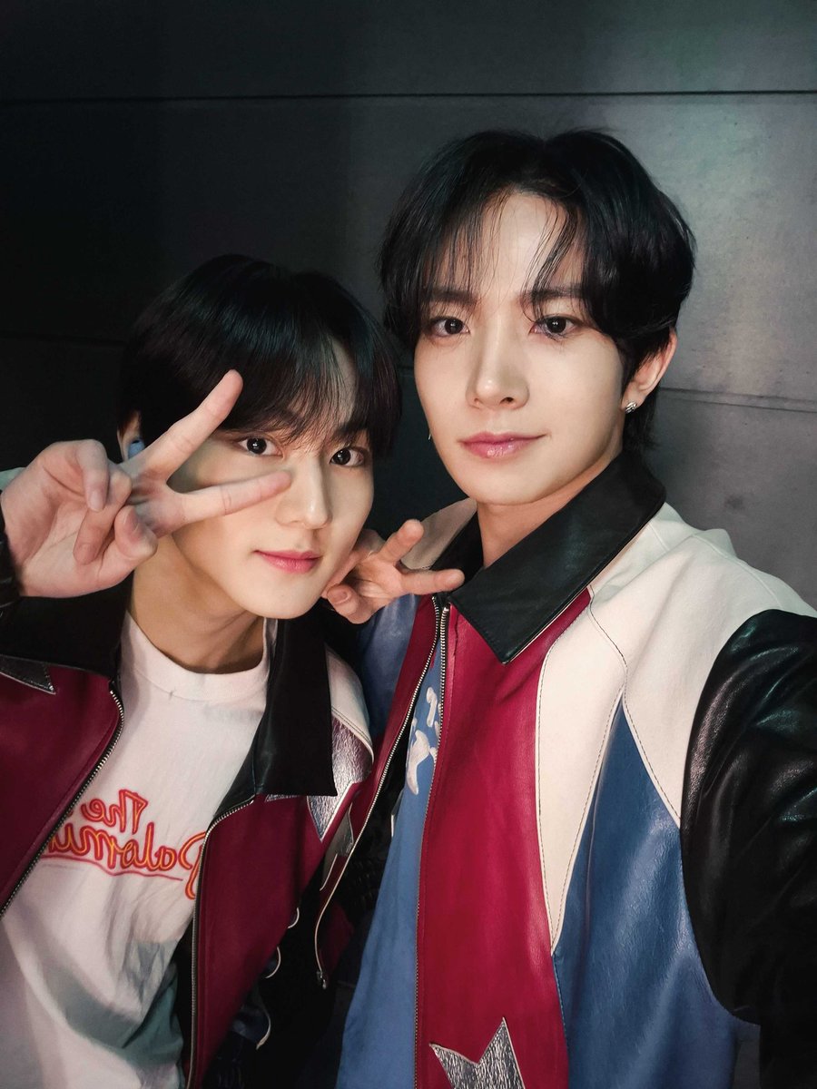 HEESEUGNI's tweet photo. 아기냥이리더 생일 🎉🎉🎉 https://t.co/DAF92hRzBa