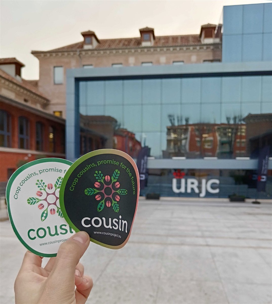 COUSIN_project's tweet photo. 🌾The 𝐤𝐢𝐜𝐤-𝐨𝐟𝐟 𝐦𝐞𝐞𝐭𝐢𝐧𝐠 of #COUSIN has just ended!

The partners met in person in the Aranjuez headquarters of @urjc to set the work so that Cousin can increase the sustainability of agriculture through #CropWildRelatives.

#HorizonEU #agrobiodiversity https://t.co/0DkXd8EV6r