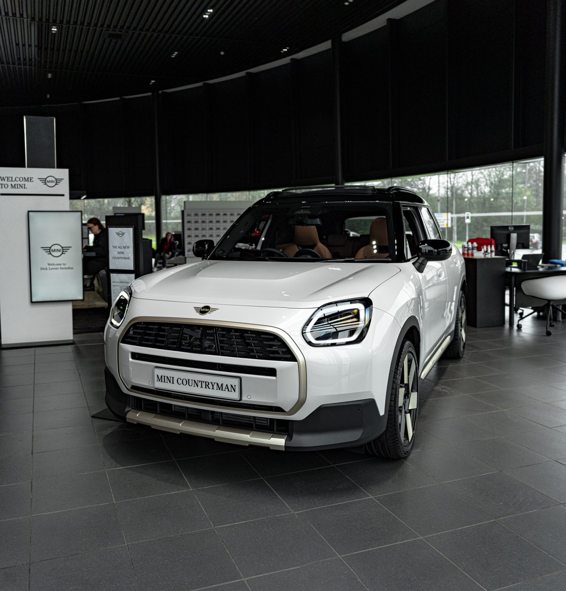 Not one, but two new arrivals at MINI Swindon! 🤙

We have the all-new Cooper and Countryman in the Centre for you to see!

Drop us a message if you’d like to come take a closer look.

<a href="/MINI/">MINI</a> <a href="/MINIUK/">MINI UK</a>