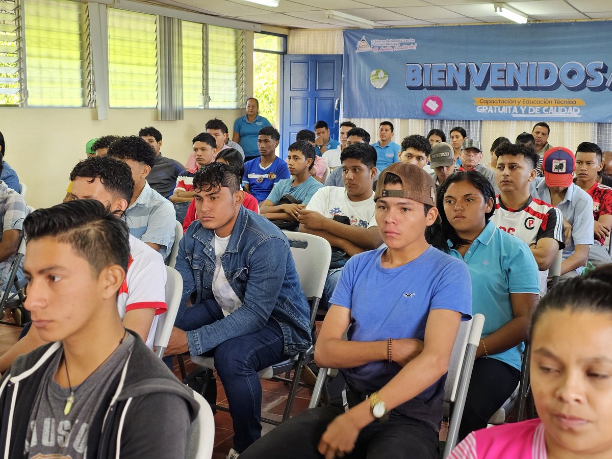 CtGral's tweet photo. #SoyTecNicaragua 🤗😎 🤩📚Que dicha haber iniciado este reto, con metas y voluntad, para ejercer el aprendizaje de una nueva experiencia, compartiendo con nuestros protagonistas de las carreras técnicas en 𝑨𝒈𝒓𝒐𝒑𝒆𝒄𝒖𝒂𝒓𝒊𝒂 y 𝑽𝒆𝒕𝒆𝒓𝒊𝒏𝒂𝒓𝒊𝒂. https://t.co/3vvnkP9Sa5