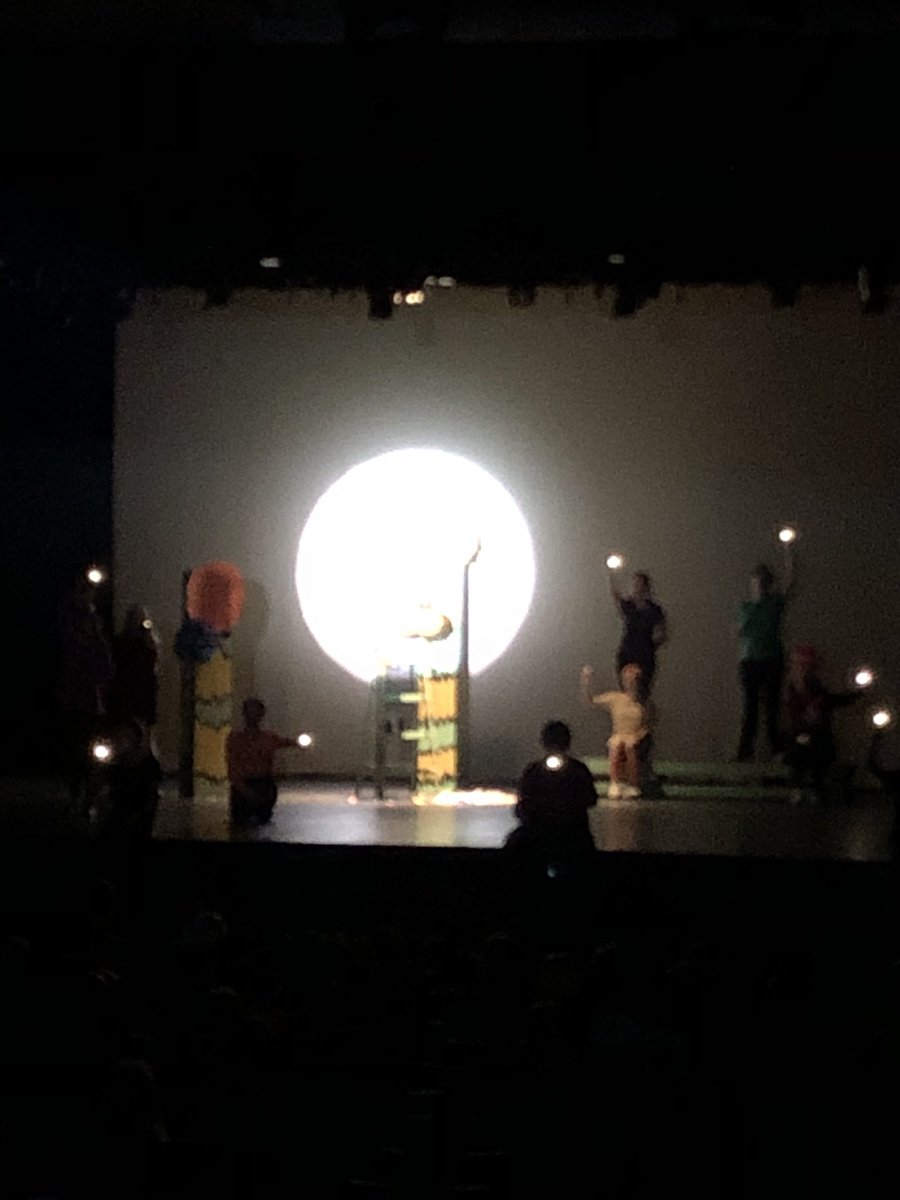 I’m always in awe with amount of talent in our students @MeyerlandMS ! 🎭🎬Suessical the Musical