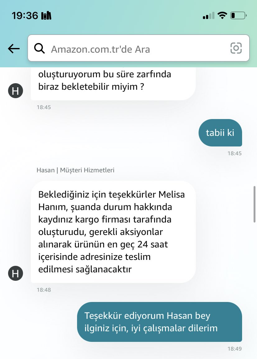 melisaaydins's tweet photo. @AmazonHelp Evet iletişime geçtim. Soldaki dünkü görüşmem, sağdaki ise bugünkü. Anlayacağınız müşteri hizmetleri de yardımcı olmuyor @AmazonHelp https://t.co/0Su4rZNW9P