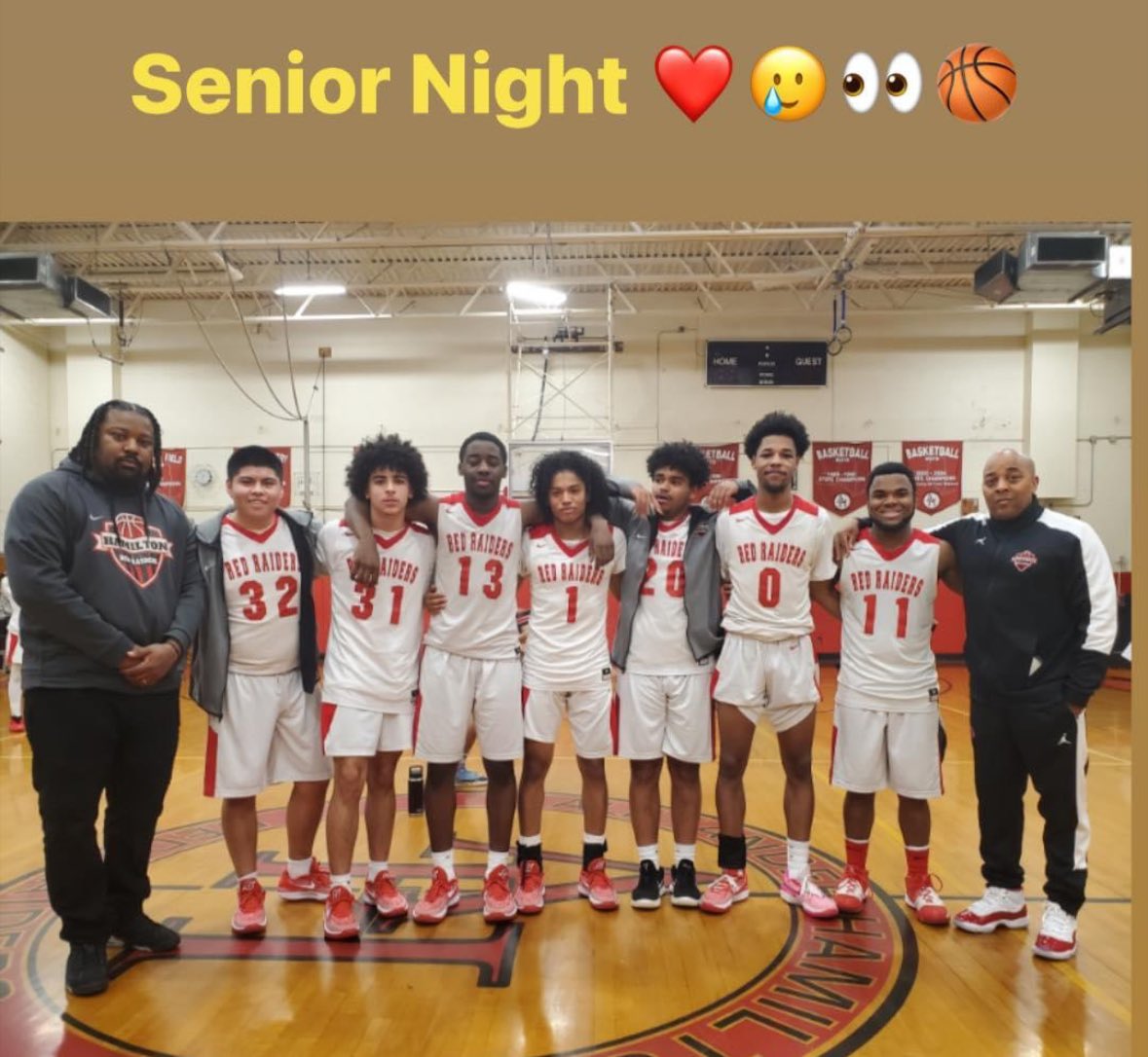 RedRaiderAD's tweet photo. Thanks for the memories! #Seniors24 #AHHoops #Family https://t.co/4AmKfW6R04