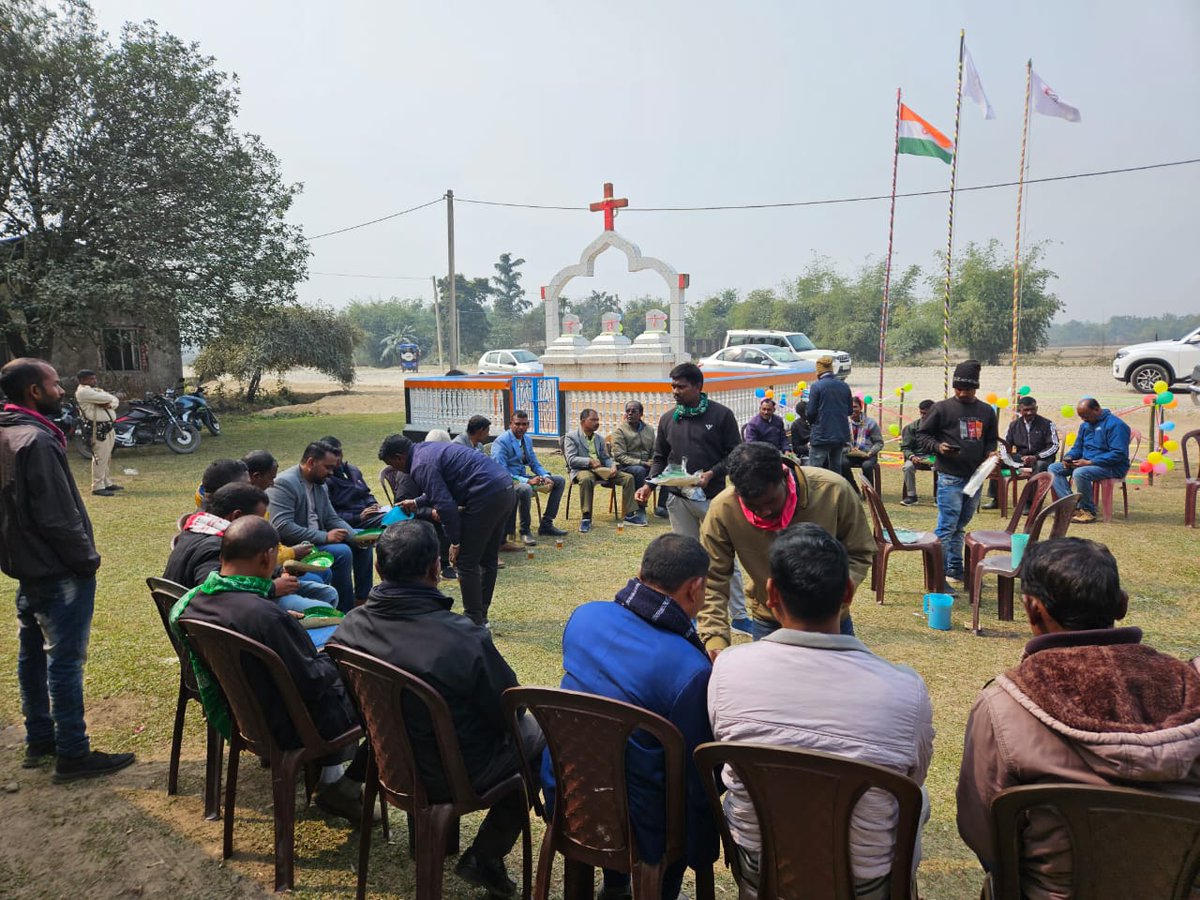 iamwilsonhasda's tweet photo. Paid Homage & floral tributes to the founders of the Santhal Colony on the occasion of 144th Santhal Colony Foundation Day in Kathalguri, Santhal Colony under Kokrajhar district today.
#Assam #SanthalColony #BTR #Bodoland #WilsonHasda https://t.co/e3I2zE58BT