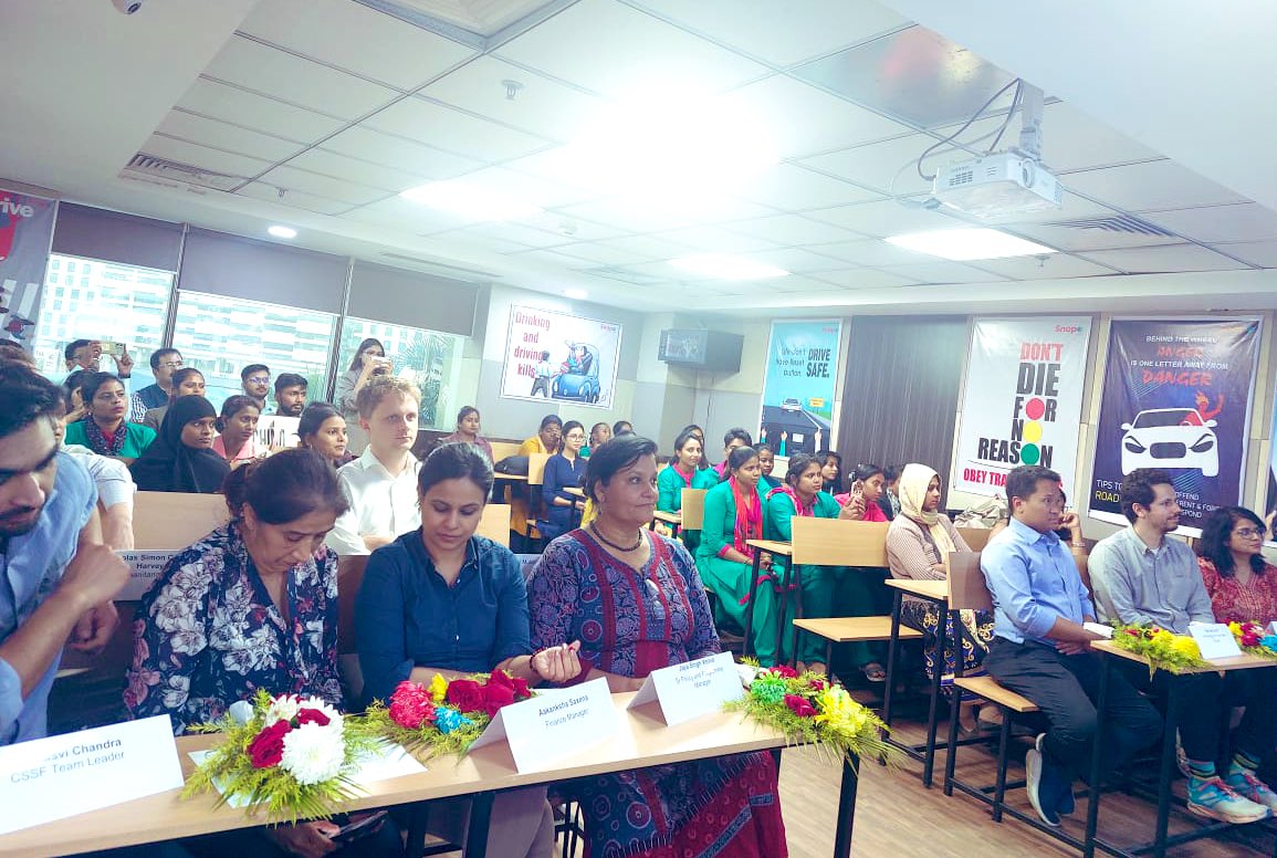 UKinKolkata's tweet photo. .@Andrew007Uk and @arinacosac 
congratulated and handed over certificates of participation to the women EV chauffeurs who attended the 2-day training programme in collaboration with WB Skills dept PBSSD. This was delivered by @NPTCGroup &amp; SnapE Cabs under 
🇬🇧🇮🇳ASPIRE programme. https://t.co/ji1IudU7V5