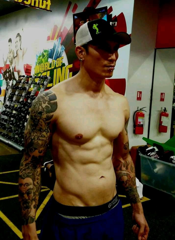 pasha van krab tweet media