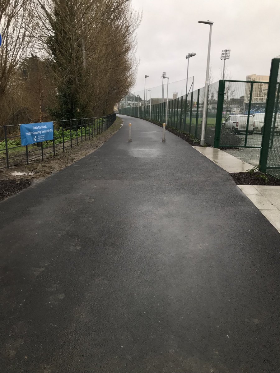 MikeMcKillen's tweet photo. The short section of the #DodderGreenway between Herbert Park &amp; Anglesea bridge opened this morning. As others have observed you are dumped out onto a quite narrow pavement at the bridge &amp; then what? https://t.co/AGepo5lZnQ