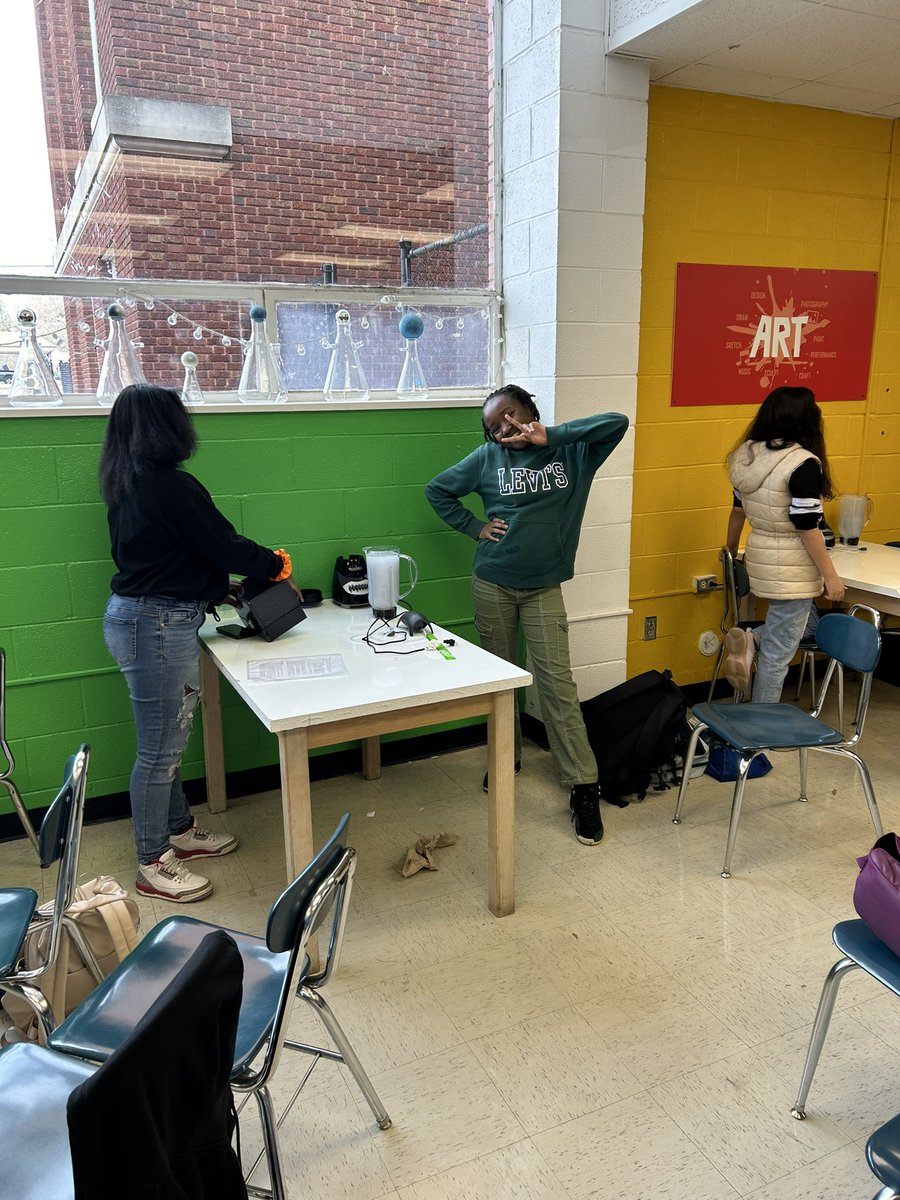 FCSreader's tweet image. Learning about Cai Lun from Ancient China and making paper  @FranklintonMS!!  We could write a book with what we’re making out of recycled paper!  Thank you @NCStateCED for the supplies.