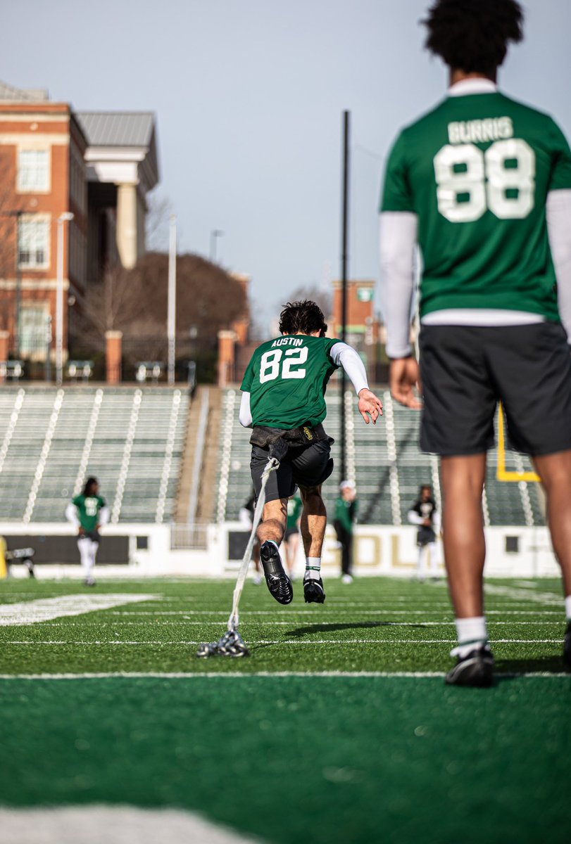 CharlotteFTBL's tweet photo. Continue ⛏️
To ⛏️
Improve ⛏️ https://t.co/k5IoCab0xf