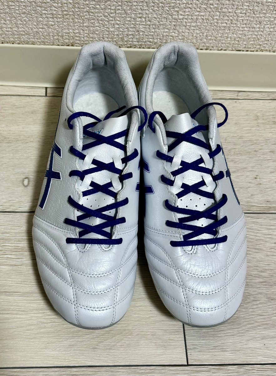 cococaraexpert's tweet photo. #スパイクニキ
#14年間で145足目
#asics
#dslight
#pro
#wide
#gallery2shibuya 
#cococarada

シューレース換装しましたー！ https://t.co/qedBqkv08V