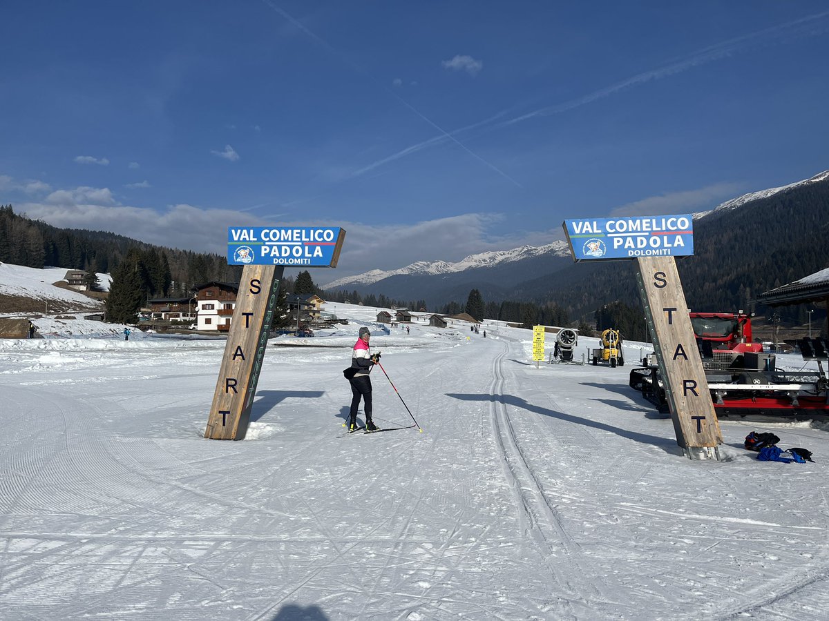 Kirsi_HoSt's tweet photo. heute #langlaufen auf der Pista turistica (15 km) durchs idyllische Val Comelico von #Padola aus mit Blick auf die Dolomitengipfel #dolomiti #nordicski #skating #exploremore #mountains #outdoorlovers https://t.co/FXRtzP0v89