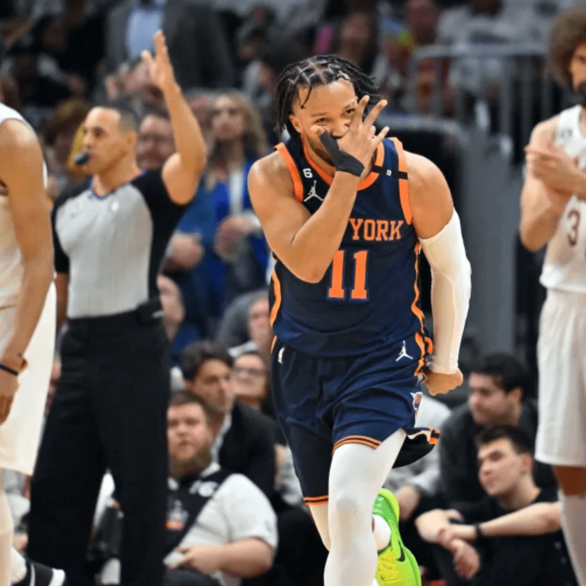 The Knicks acquired OG Anunoby, Bojan Bogdanović, and Alec Burks without relinquishing a first-round pick, thus retaining all their picks for a potential superstar acquisition in the summer Additionally, they resolved issues with Klutch Sports. Jalen Brunson has been named an…