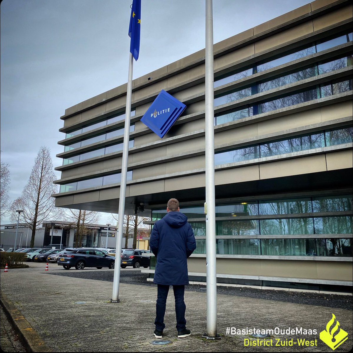 Gister was een spannende dag. Nav mijn afkeuring door het #UWV enkele maanden terug had ik een gesprek (met o.a TC en <a href="/NPBactueel/">Nederlandse Politiebond (NPB)</a> in bijzijn van buddy BlauweHaven en mijn vrouw) over mijn aankomende #ontslag 😔

Daarna veel 👉 🛌😴

#Beroepsziekte #longcovid #politie #politiewerk