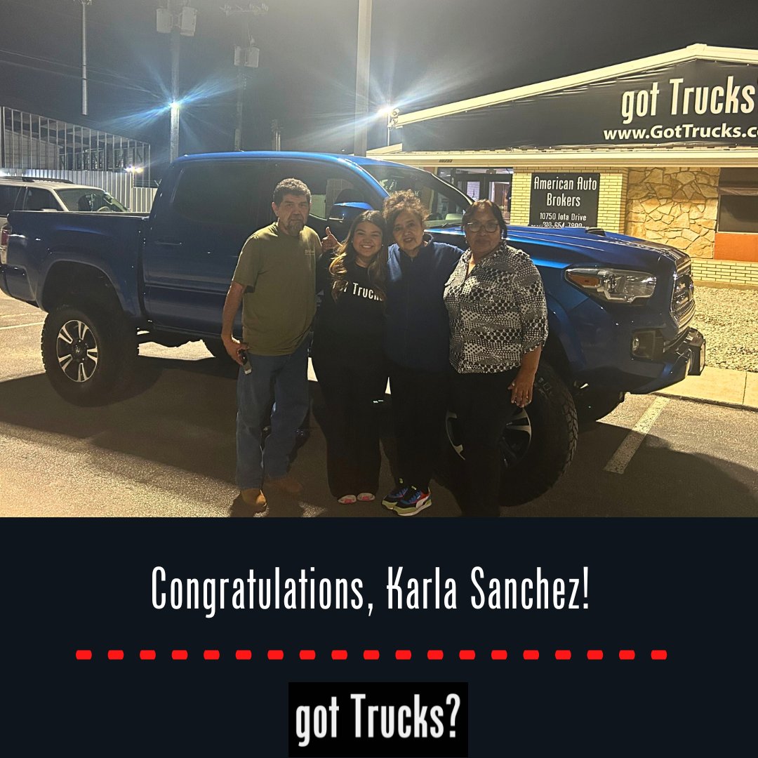 TrucksInTexas's tweet photo. #gotTrucks? #HappyCustomers https://t.co/Jqv1Gjariu